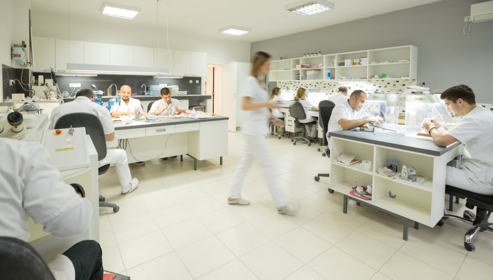 busy-dental-laboratory-picture-id939458182